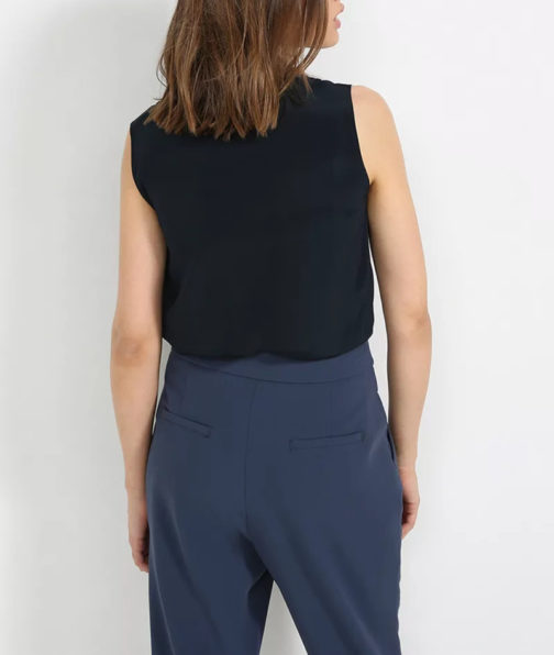 Atos Lombardini Sleeveless Pocket Basic Top - Image 2